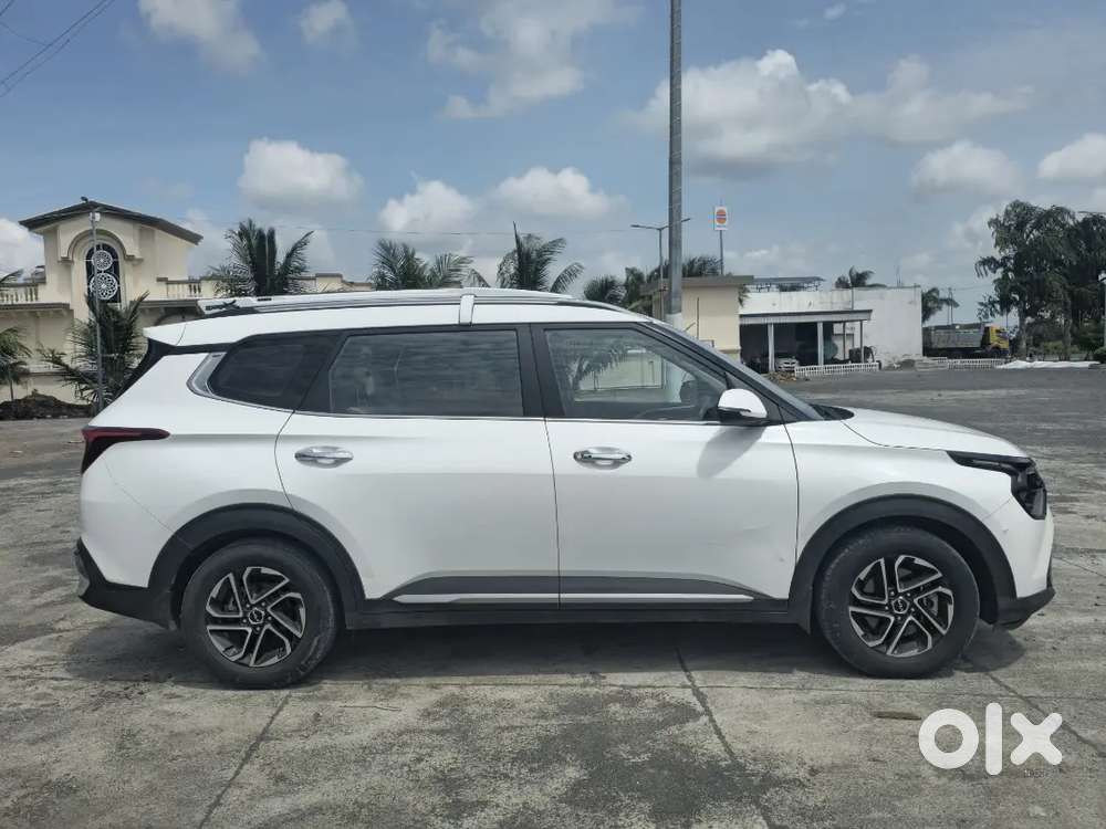 Kia Carens 2024 Diesel Well Maintained