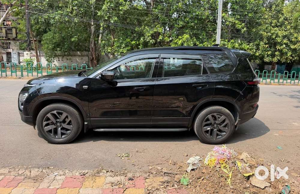 Tata Safari 2.0 Xz Plus Dark Edition, 2023, Diesel