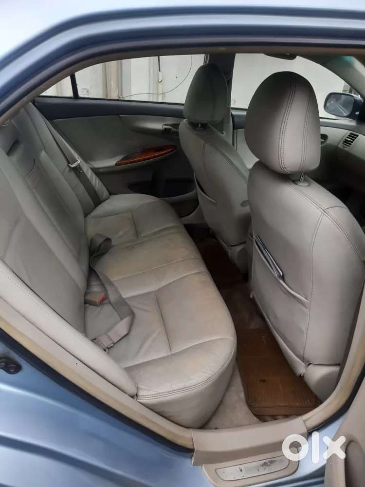 Toyota Corolla Altis 1.8 G, 2010, Petrol