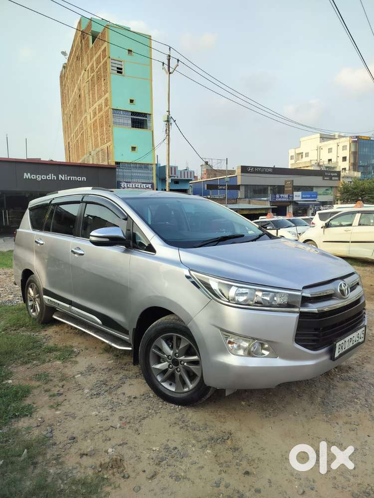 Toyota Innova Crysta 2.4 G Mt, 2016, Diesel