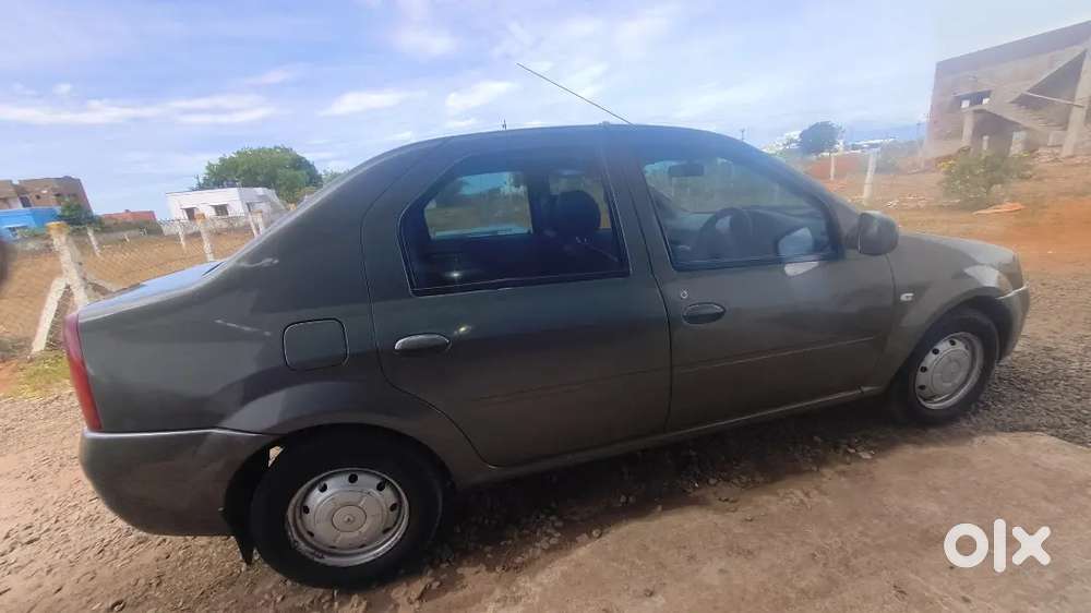 Mahindra Renault Logan 2011 Diesel Well Maintained