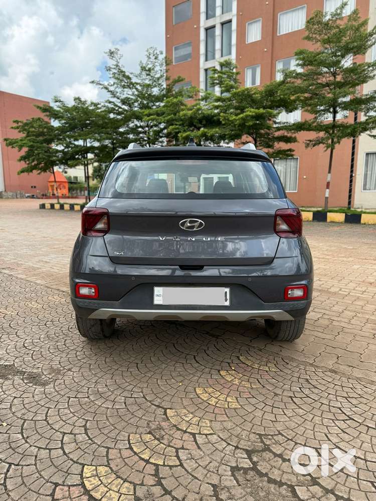 Hyundai Venue Sx Diesel 59,300 Km Driven