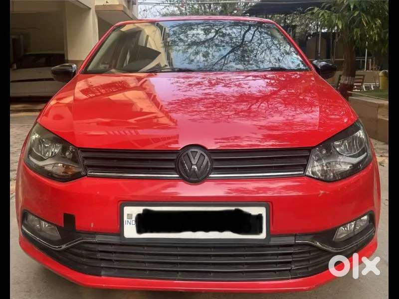 Volkswagen Polo Petrol Highline 1.2l, 2016, Petrol