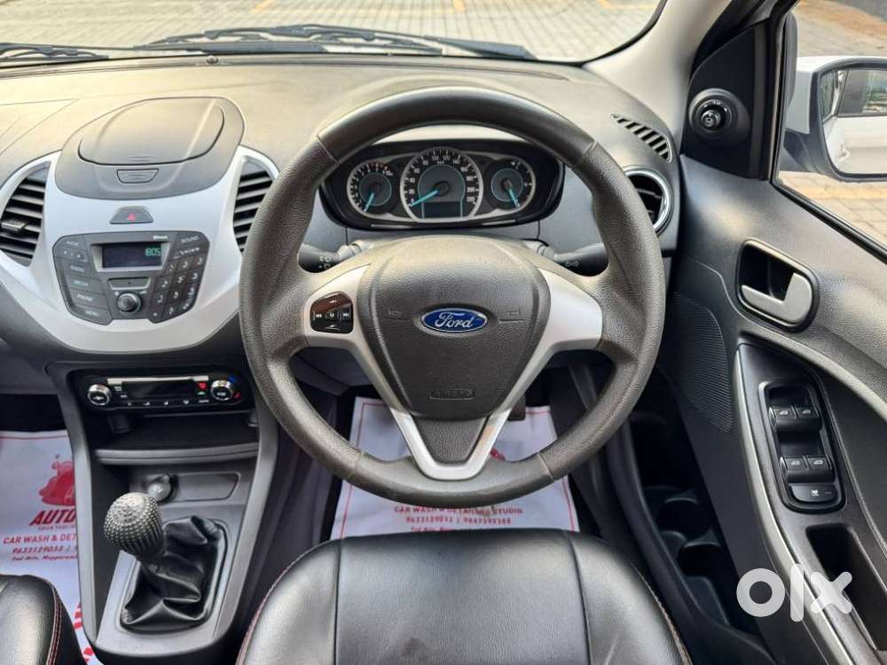 Ford Figo Petrol Titanium, 2017, Petrol