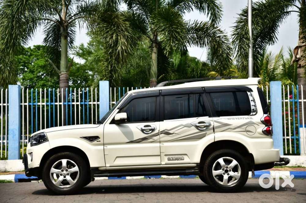 Mahindra Scorpio Classic 2.2 S 11 Mt 7 Str, 2020, Diesel