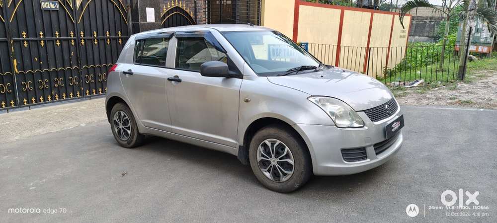 Maruti Suzuki Swift 1.2 Lxi (o), 2011, Petrol