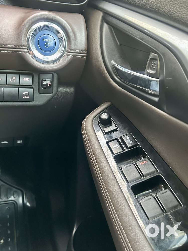 Toyota Urban Cruiser Hyryder V Hybrid Aero Edition, 2023, Petrol