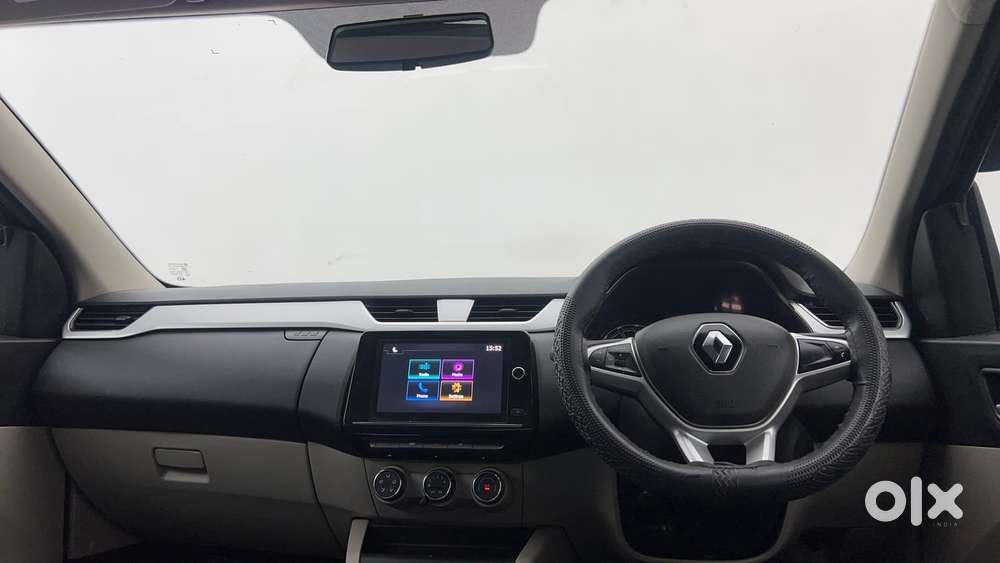 Renault Triber 1.0 Rxz Dual Tone, 2022, Petrol