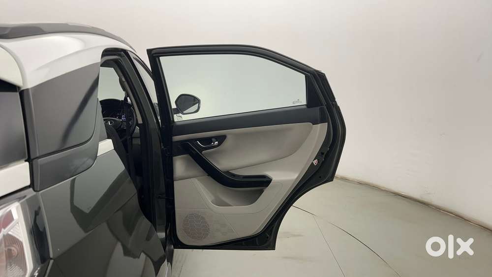 Tata Nexon 1.2 Revotron Xza Plus (o) Dual Tone, 2020, Petrol
