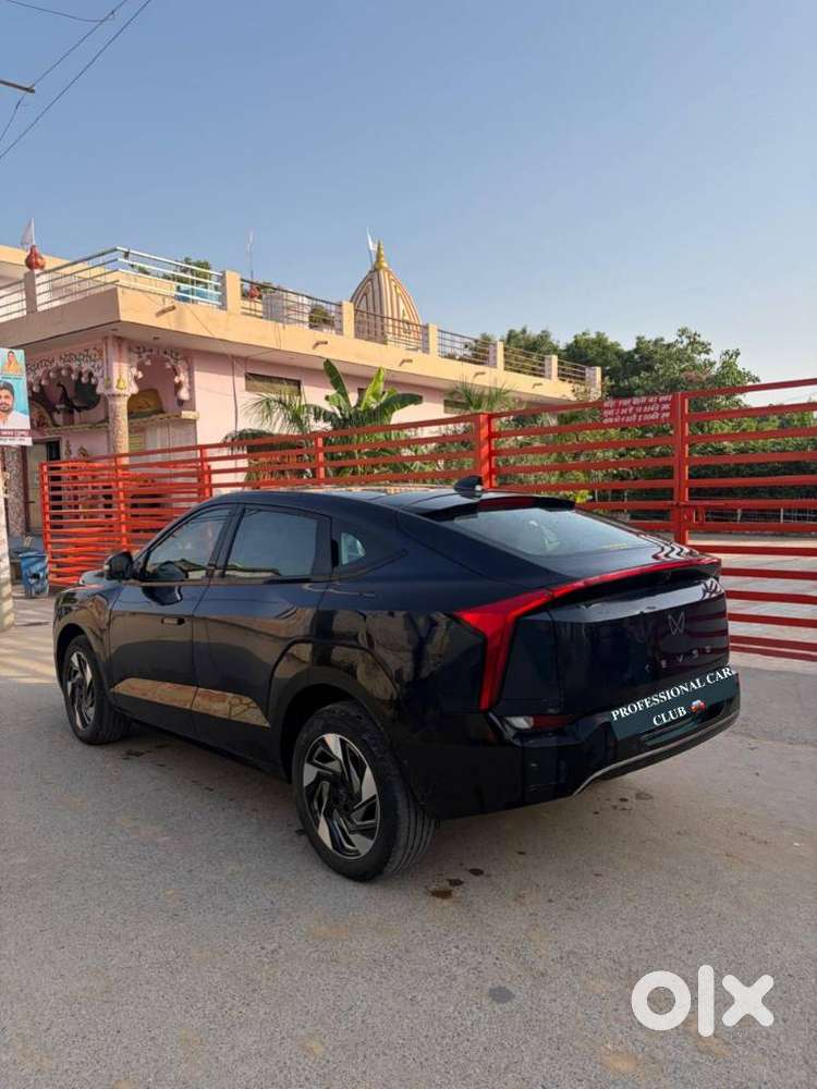 Mahindra Xev 9e Three B79 Kwh, 2025, Electric