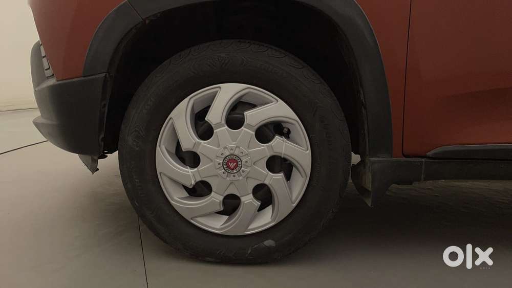 Mahindra Kuv 100 2016-2017 Mfalcon G80 K6 5str, 2016, Petrol