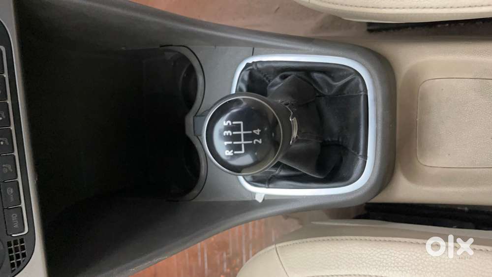 Volkswagen Vento 2013-2015 1.6 Highline, 2015, Petrol