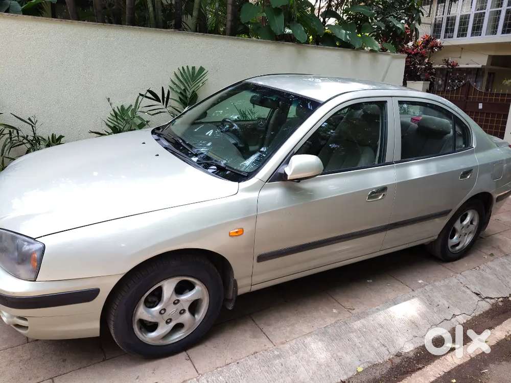 Lady Driven Hyundai Elantra Gt 1.8