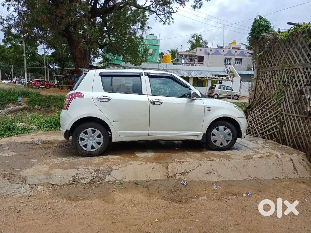 Good Working Condition Ph No.9902 And 432748
