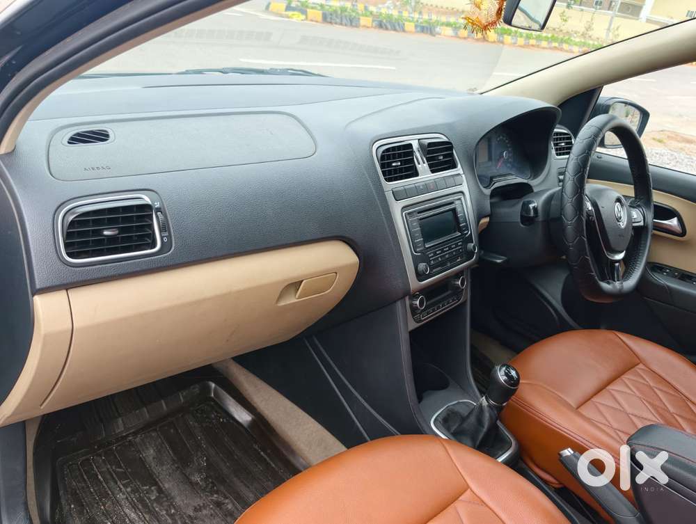 Volkswagen Polo Petrol Highline 1.6l, 2013, Diesel