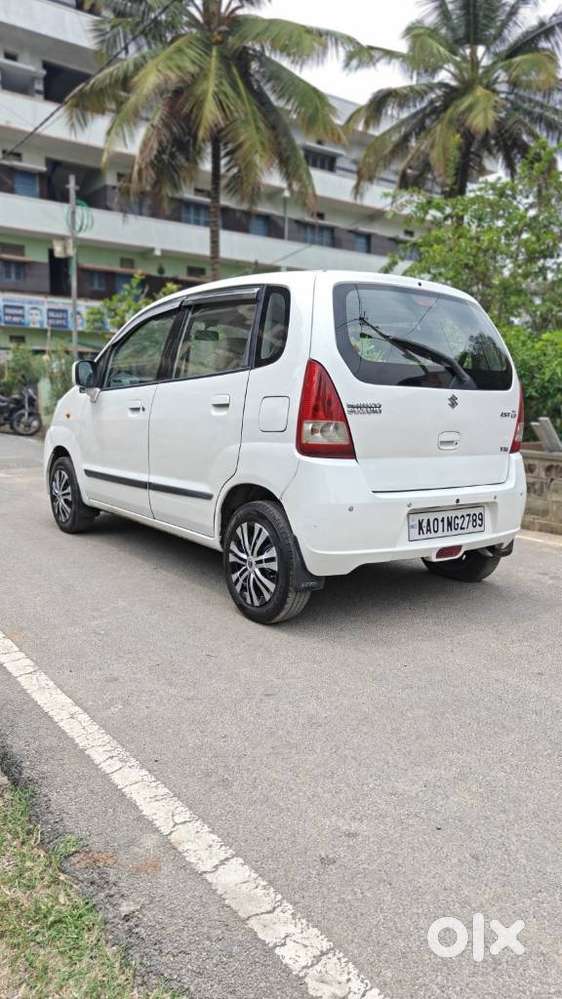 Maruti Suzuki Estilo Vxi, 2010, Petrol