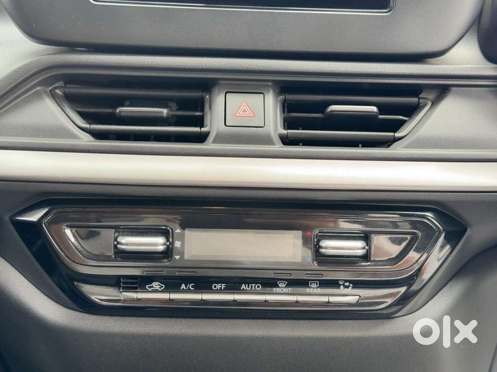 Maruti Suzuki Swift Vvt Zxi, 2024, Petrol