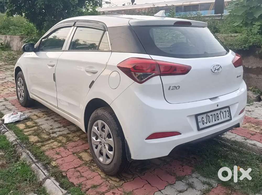 Hyundai I20 Sportz 2017 Patrol Cng