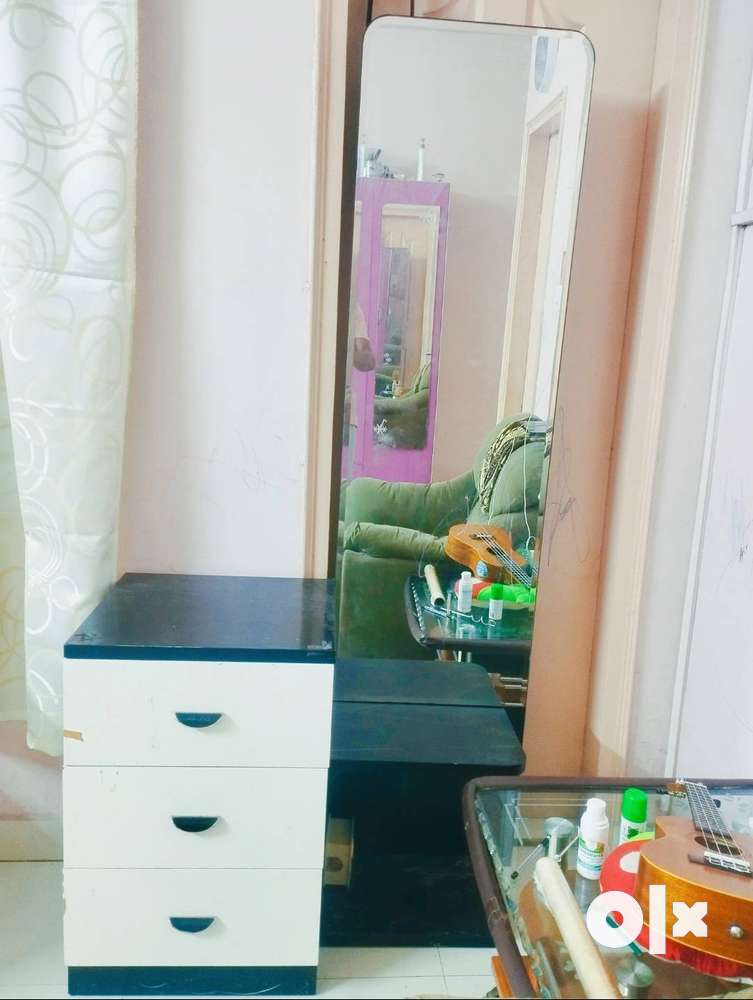 Olx on sale dressing table