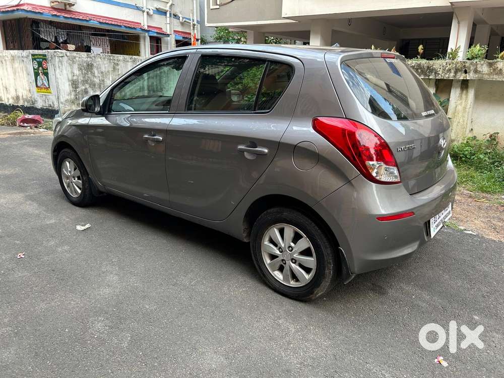 Hyundai I20 Sportz Plus, 2013, Petrol