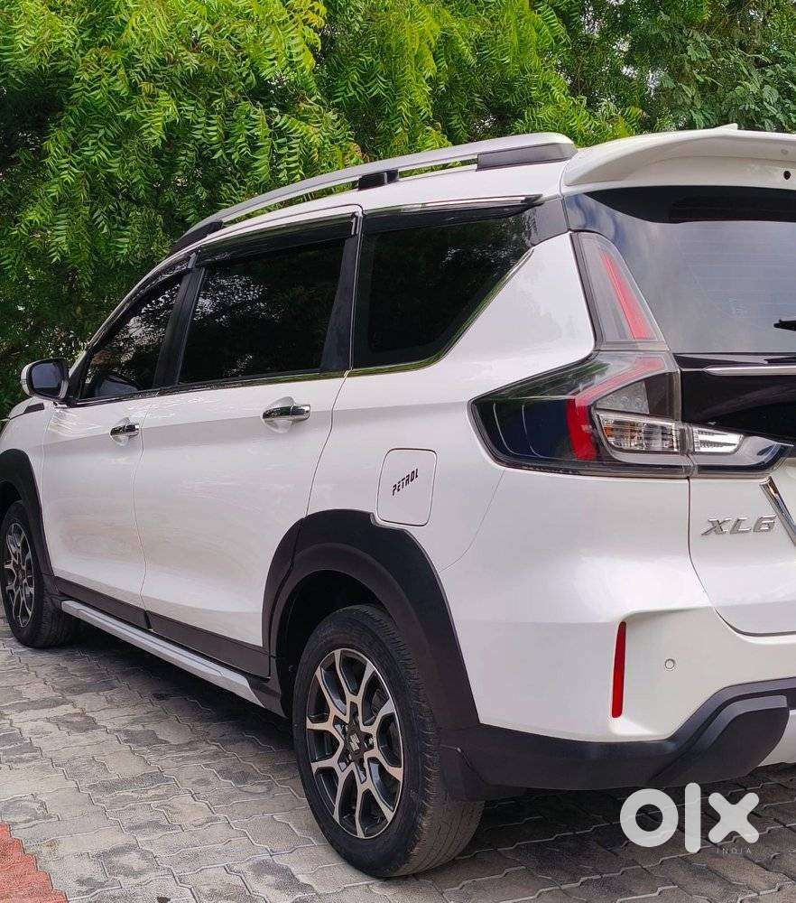 Maruti Suzuki Xl6 1.5 Zeta Mt, 2023, Petrol
