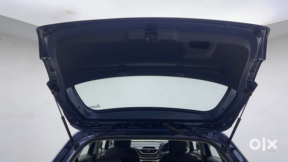Tata Altroz 1.2 Xm, 2023, Petrol