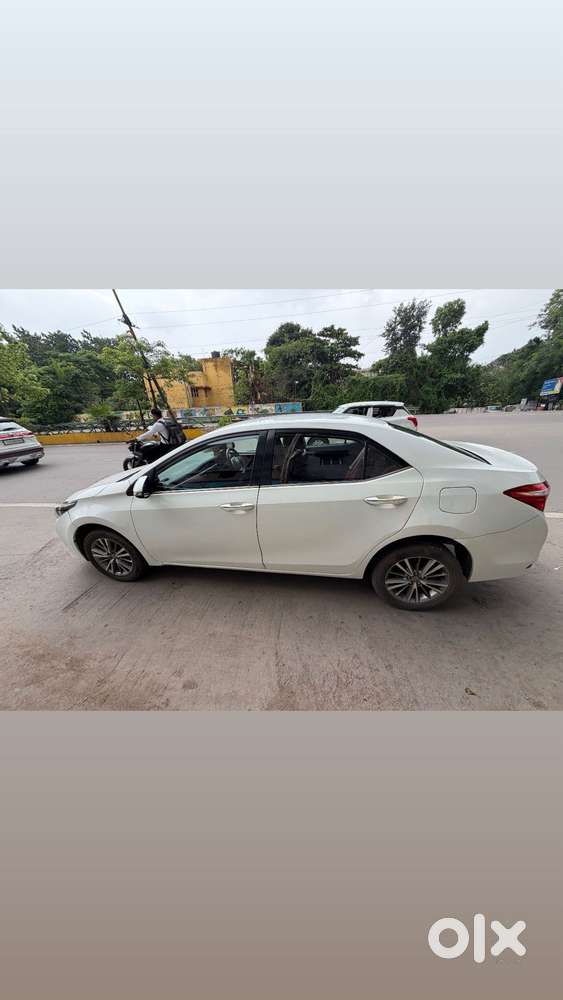 Toyota Corolla Altis Vl At, 2015, Petrol