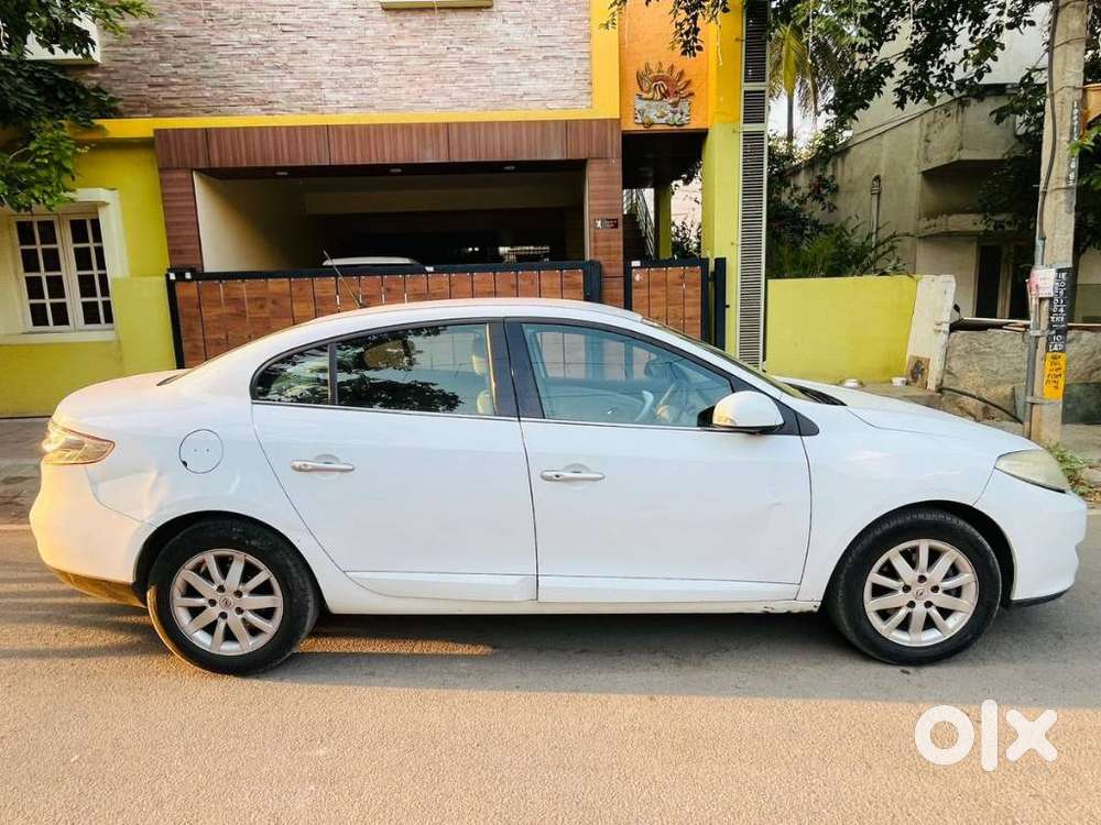 Renault Fluence, 2011, Petrol
