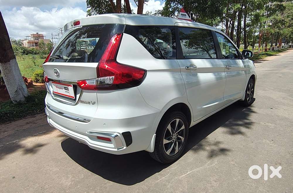 Toyota Rumion V At, 2025, Petrol