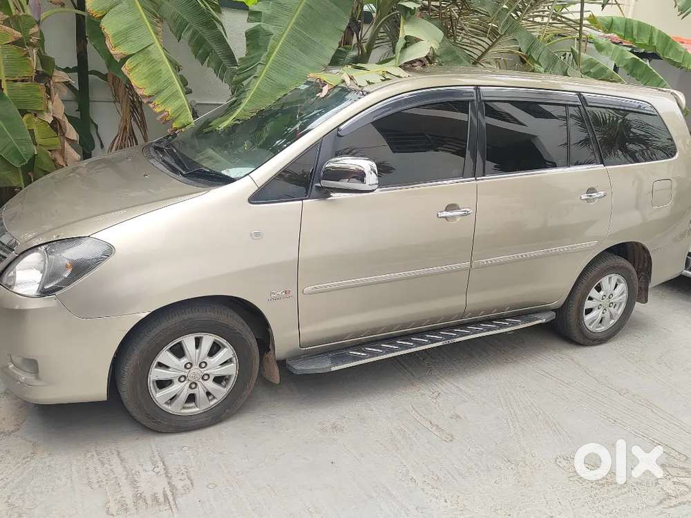 Toyota Innova 2011 Diesel Well Maintained