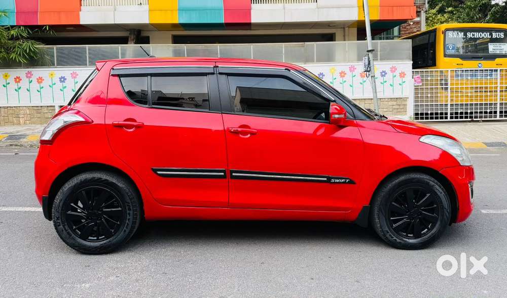 Maruti Suzuki Swift Zdi Plus, 2015, Diesel