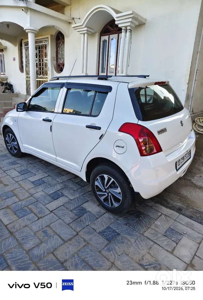 Maruti Suzuki Swift Lxi 2009 Car
