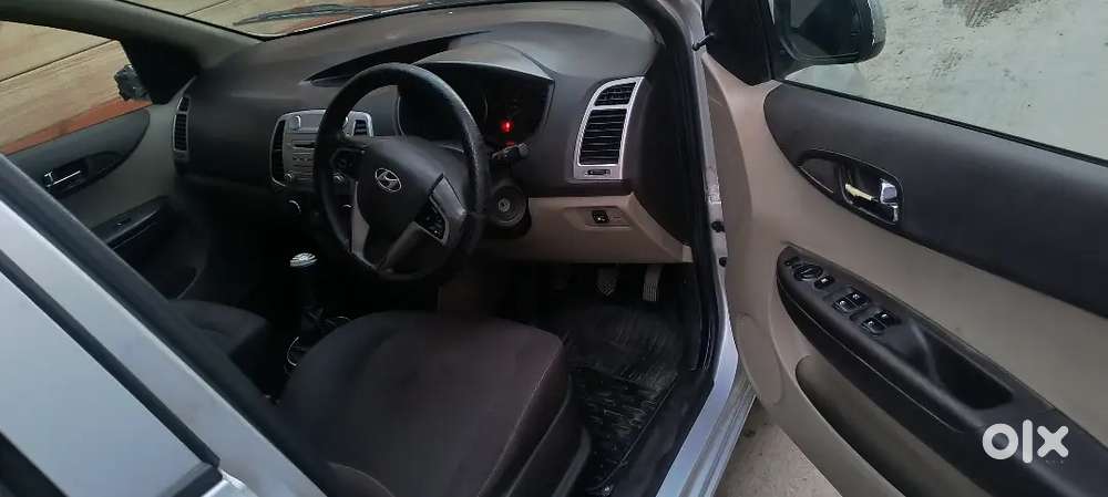 Hyundai I20 2010 Petrol Well Maintained