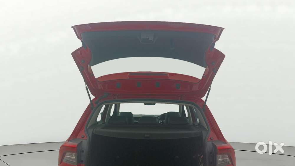 Skoda Kushaq Style 1.0l Tsi At, 2022, Petrol