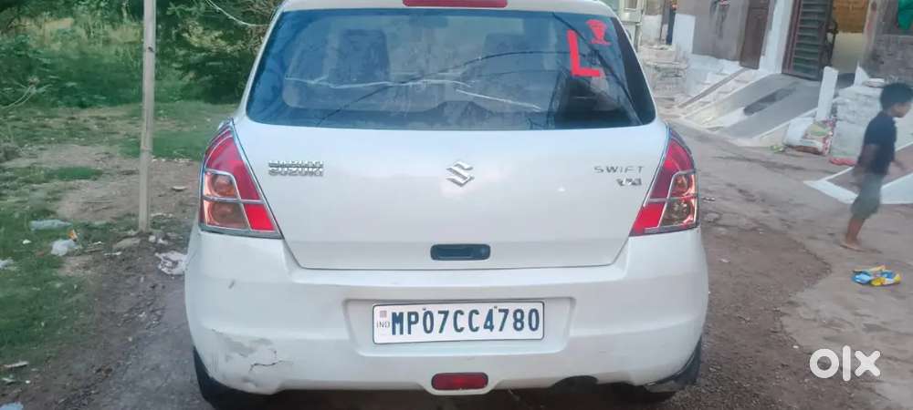 Maruti Suzuki Swift 2011 Cng & Hybrids 100000 Km Driven
