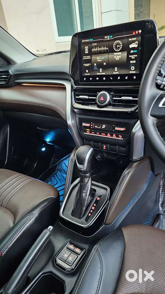 Toyota Urban Cruiser Hyryder 1.5 V Hybrid, 2024, Petrol