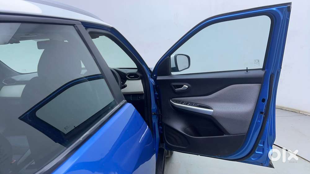 Nissan Magnite 1.0 Xv, 2021, Petrol