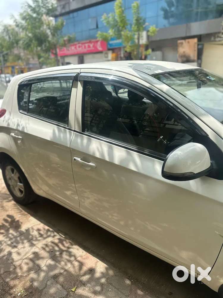 Hyundai I20 Sportz 2011