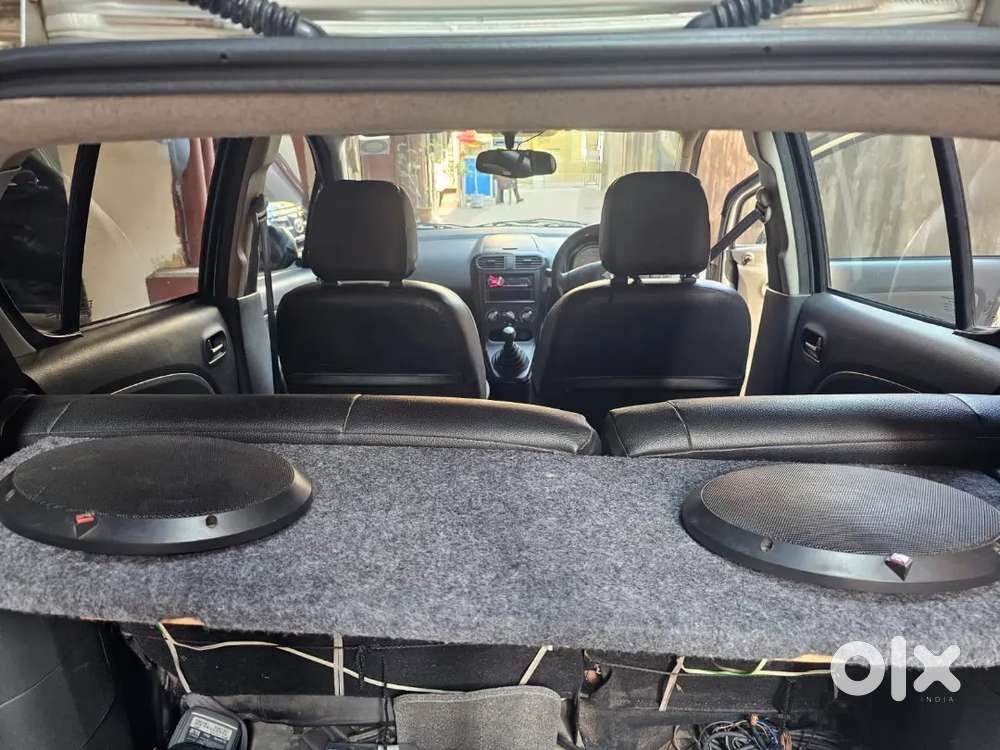 Senior Bank Officer, 1st Owner Ritz 2012