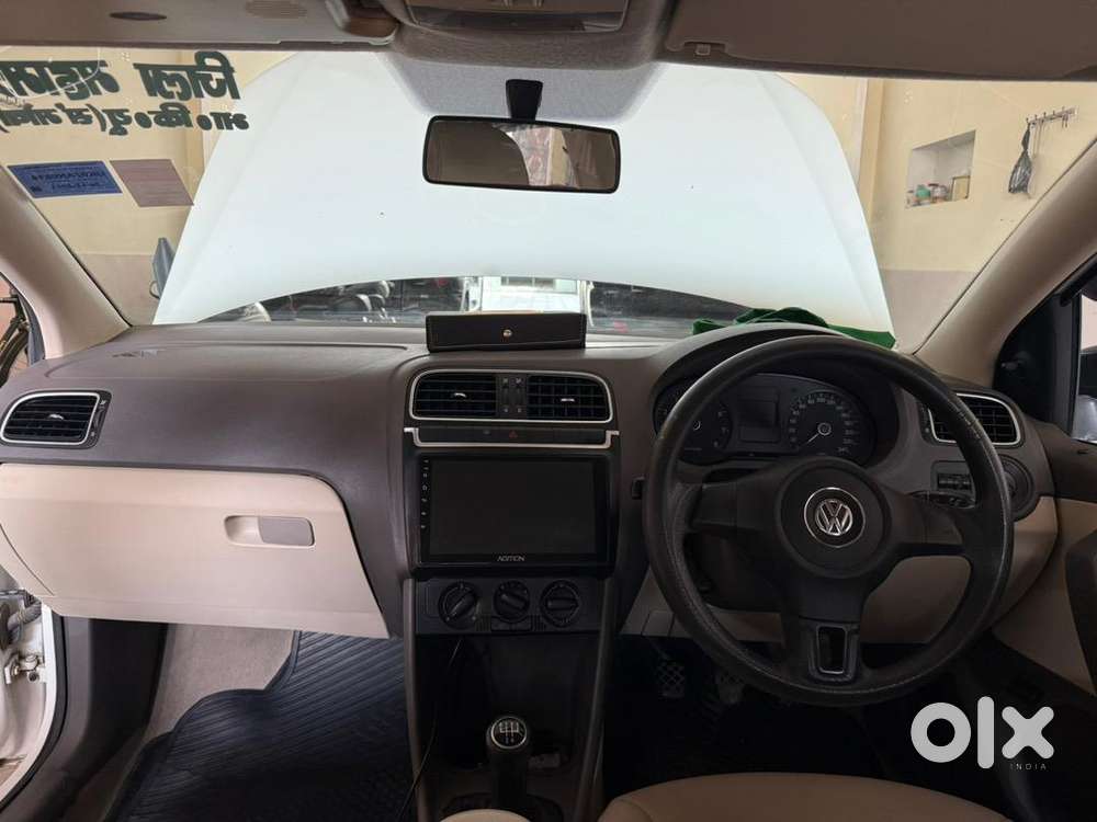 Volkswagen Petrol Manual 2011