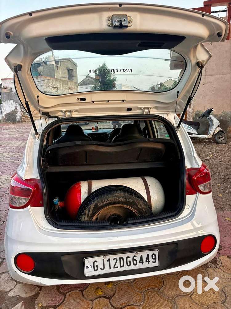 Grand I10  1 Owner  Year=2018 Petrol+cng Company Fitting Type..!