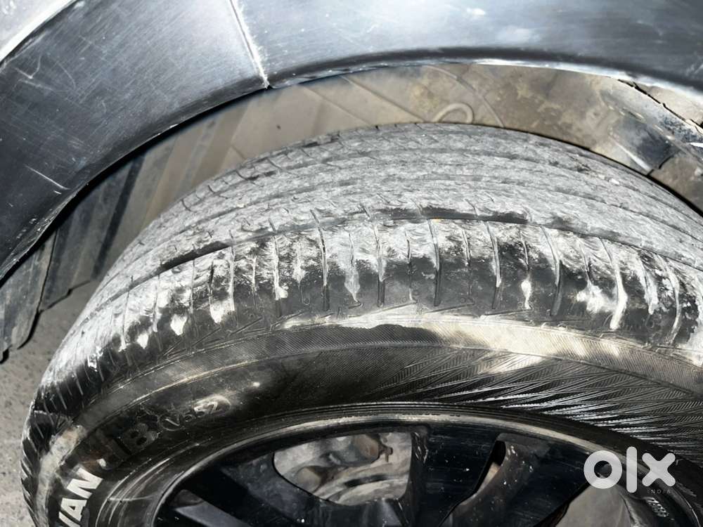 Brezza Zdi Amt, New Tyre (225 * 4) 95 Percent 2018