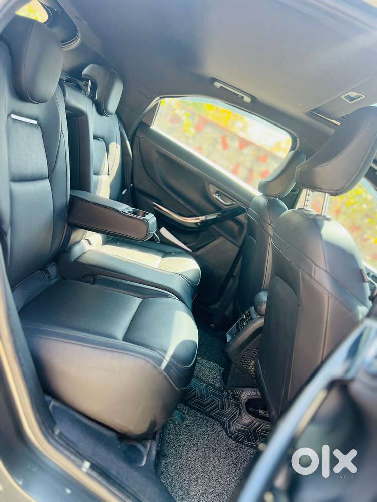 Tata Nexon Fearless Plus S 1.2 Revotron Petrol 7 Dca  Dt, 2024, Petr..