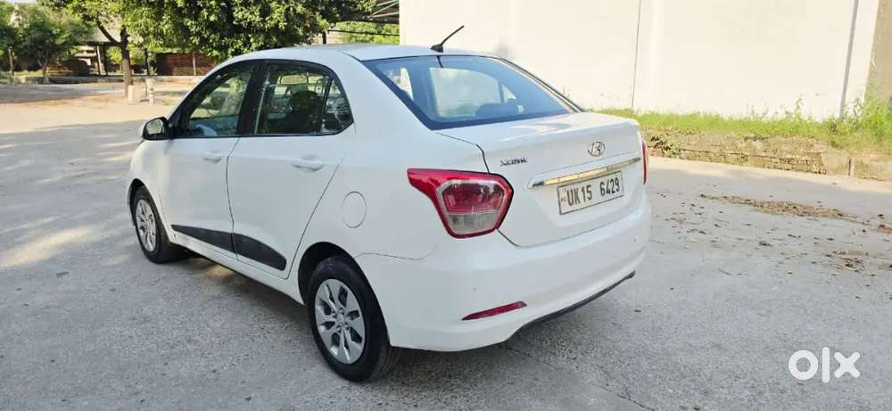 Hyundai Xcent 2015