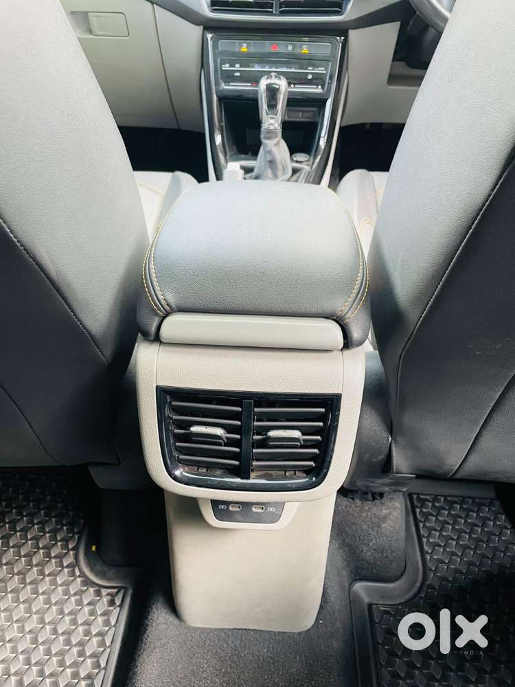 Skoda Kushaq 1.0 Tsi Style At, 2022, Petrol