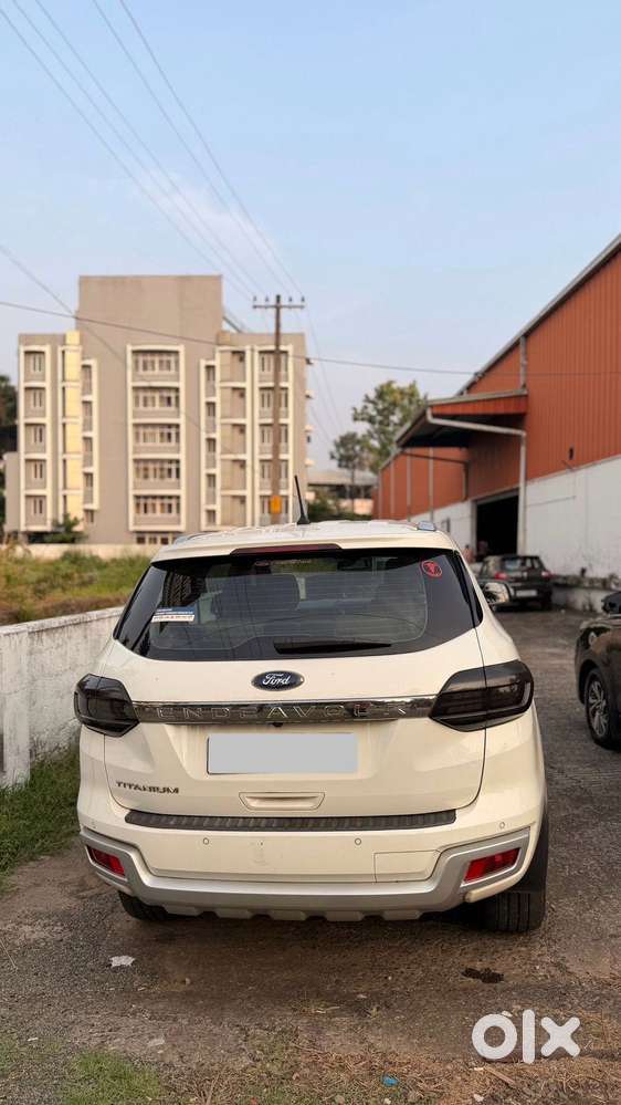 Ford Endeavour 2.2 Titanium At 4x2, 2017, Diesel