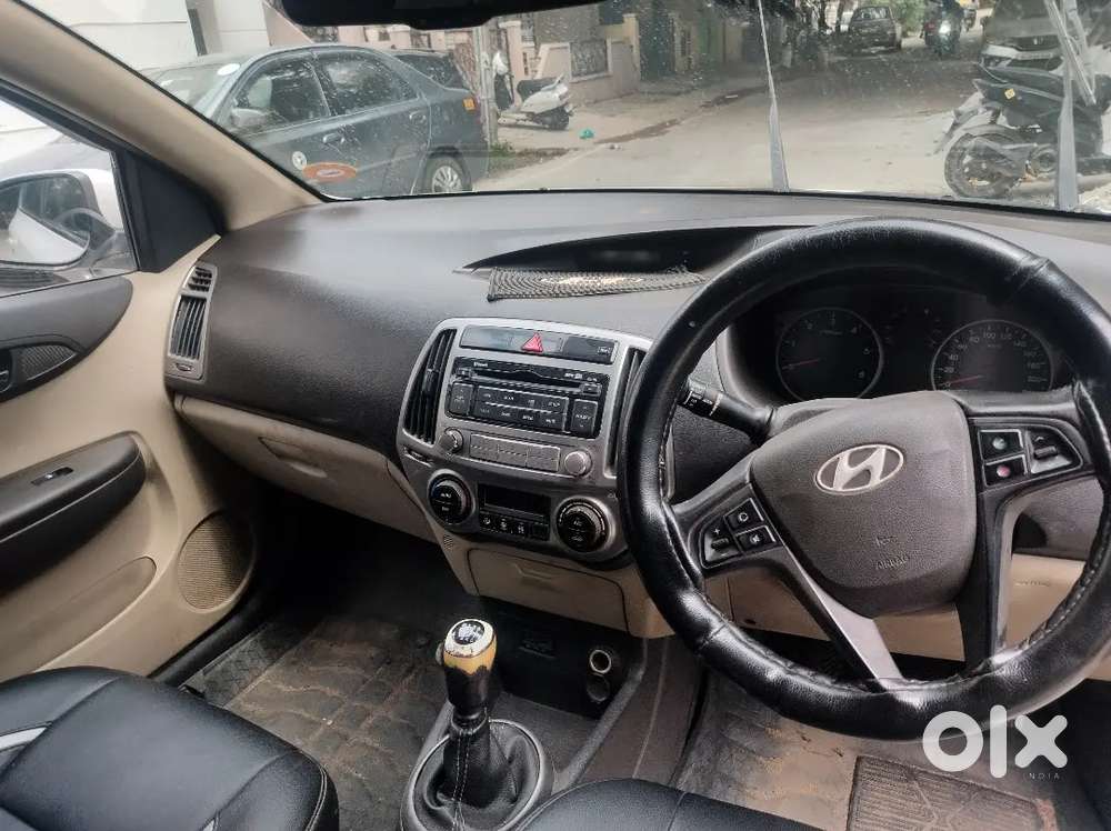 Hyundai I20 Sportz 2012 Diesel With 4th Owner