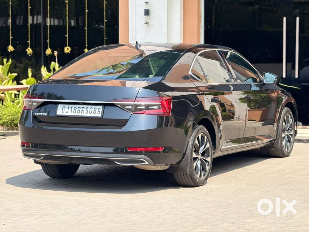 Skoda Superb 2.0 L&k Tsi At, 2022, Petrol