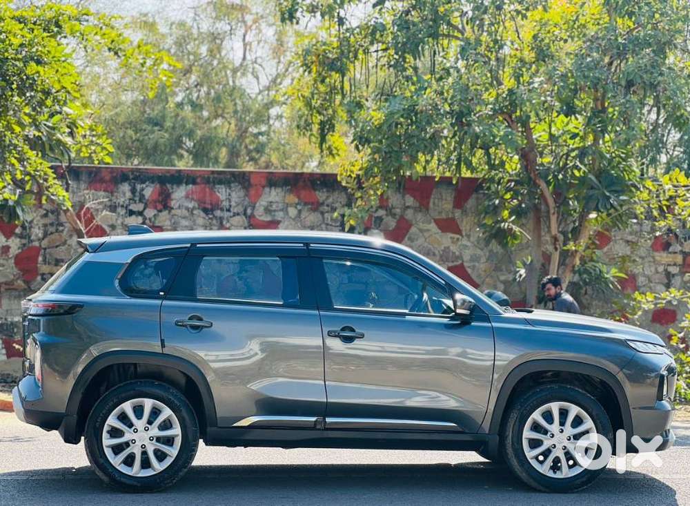 Maruti Suzuki Grand Vitara 1.5 Delta Smart Hybrid At, 2023, Petrol