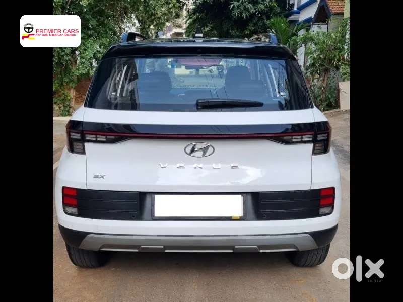 Hyundai Venue [2022-ongoing] 1.5 Crdi Sx, 2023, Diesel